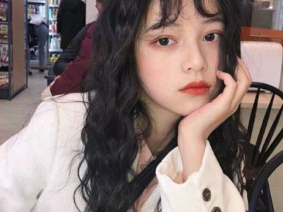 跟女生表白的话